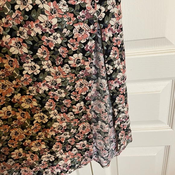BNWT Abercrombie Floral Midi Dress - Picture 3 of 7